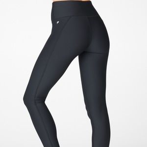 Fabletics High-Waisted Cold Weather Legging S